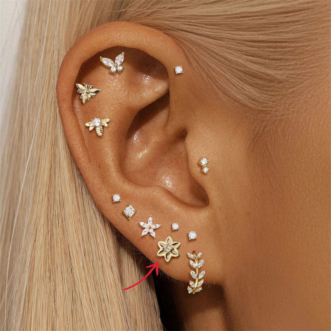 (Single) 14K Solid Gold Flower Stud Earring with Zirconia