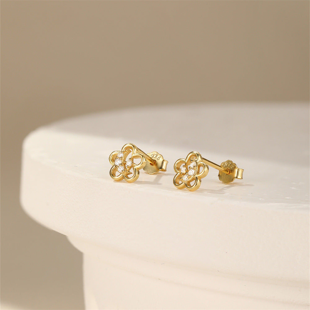 Flower Earrings with Zirconia