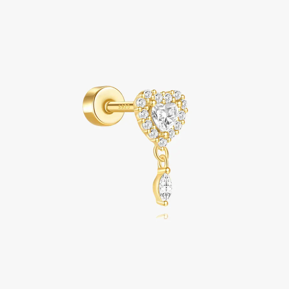 Gold-plated heart-shaped single stud earring with crystal dangles made of sterling silver.