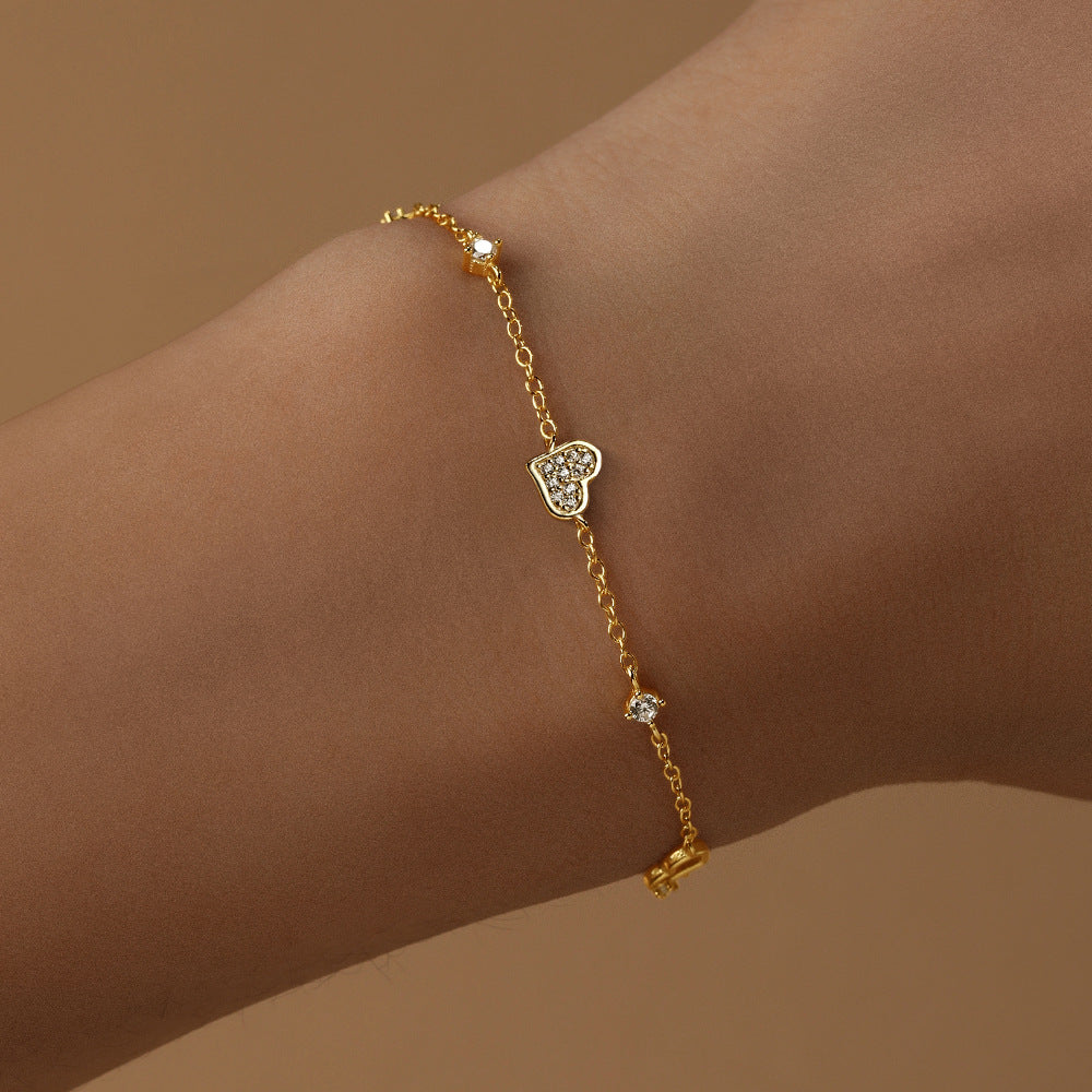 S925 Sterling Silver Heart Shaped Zirconia Bracelet, exquisite heart shaped design, wrist show picture, elegant match.