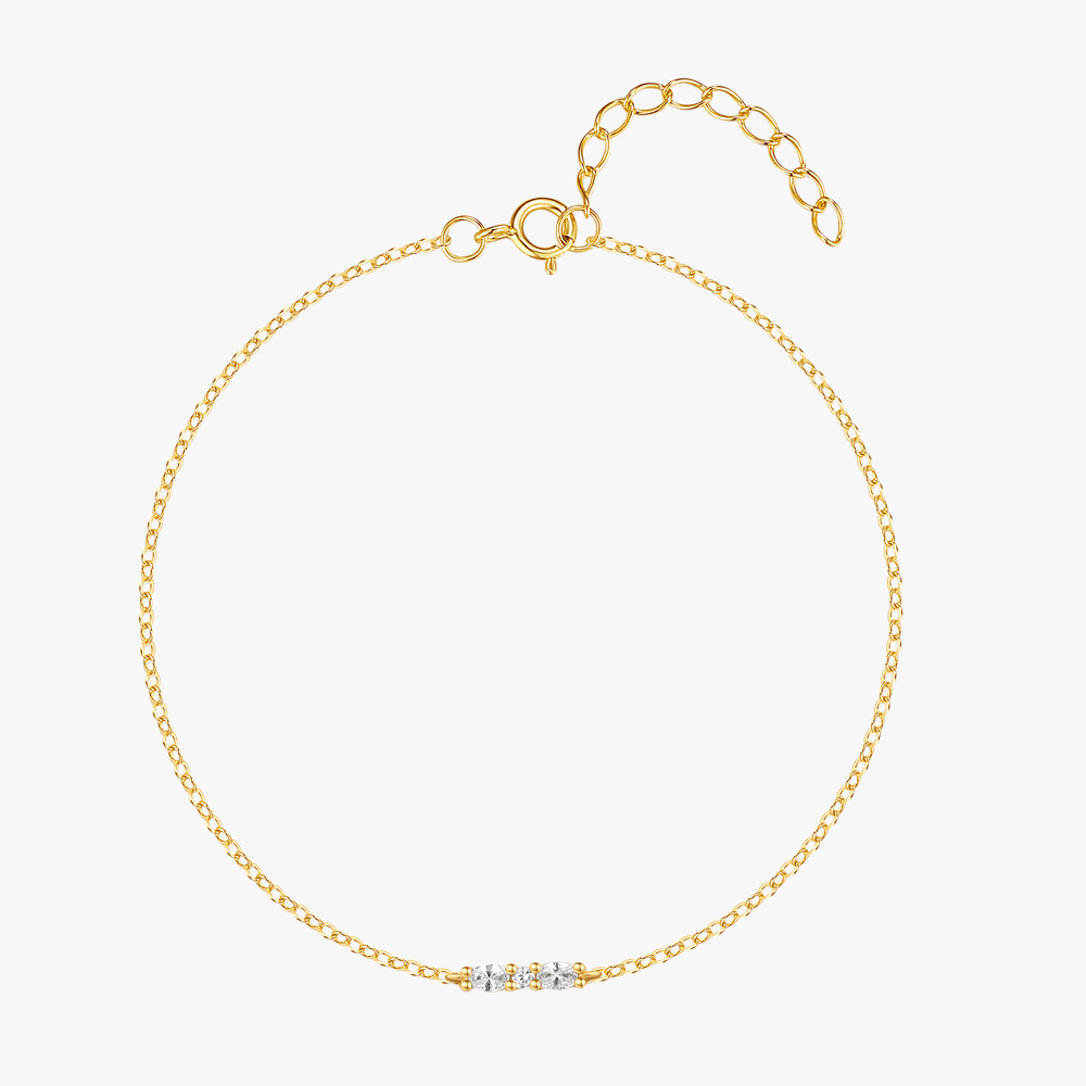 Elegant S925 sterling silver bracelet with zirconia stones, a chic minimalist design.