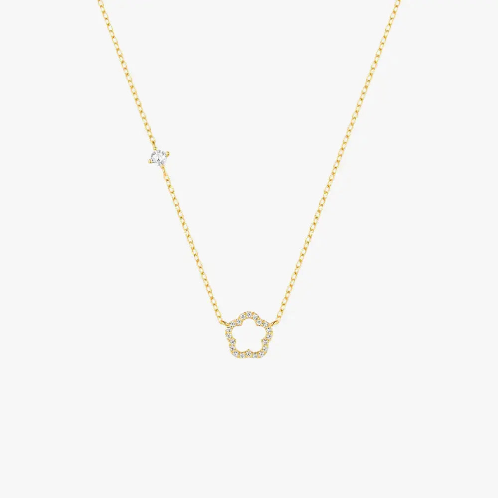 Collier avec pendentif en argent sterling et fleur éblouissante à cinq pétales